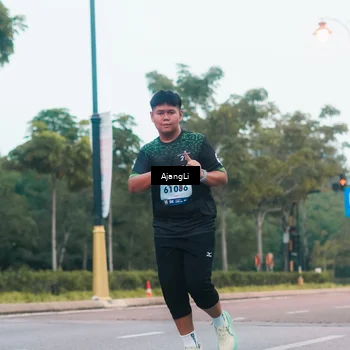 Runner Photo 8267770