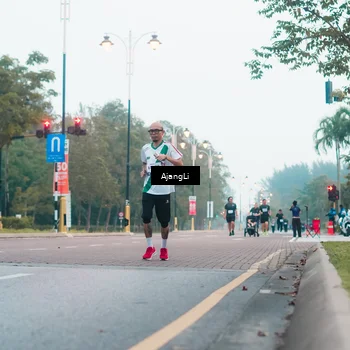 Runner Photo 8267790