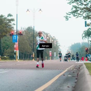 Runner Photo 8267805