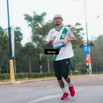 Runner Photo 8267816