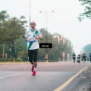 Runner Photo 8267823
