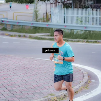 Runner Photo 8267836