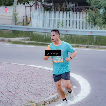 Runner Photo 8267948