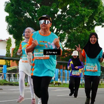 Runner Photo 8268003