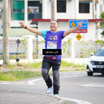 Runner Photo 8268010