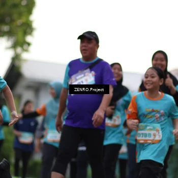 Runner Photo 8268039
