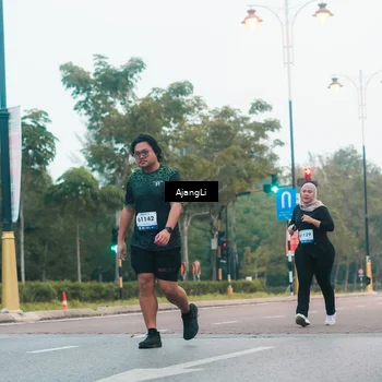 Runner Photo 8268059