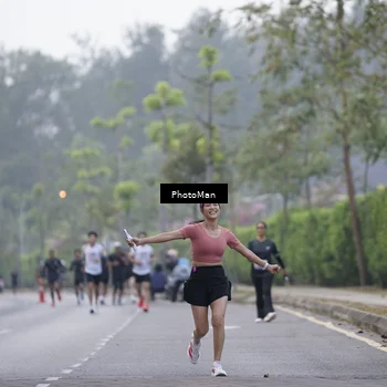 Runner Photo 8268094