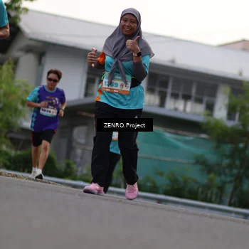 Runner Photo 8268115