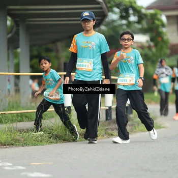 Runner Photo 8268132