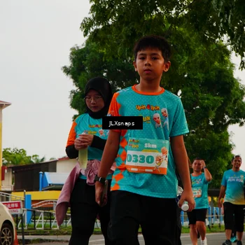 Runner Photo 8268340
