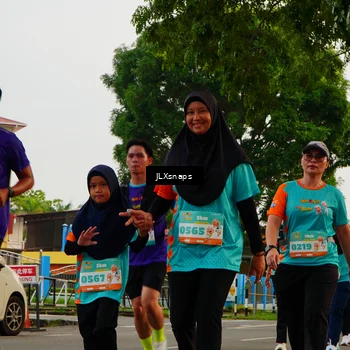 Runner Photo 8268374