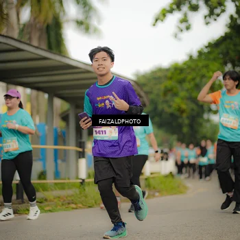 Runner Photo 8268751