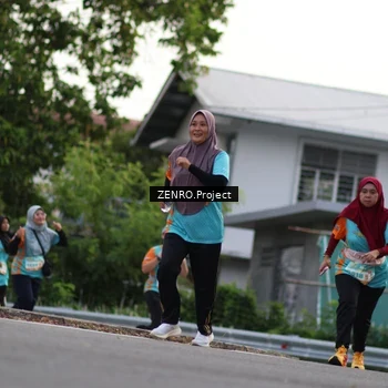 Runner Photo 8268856