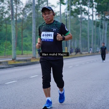 Runner Photo 8269017