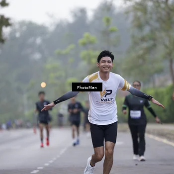Runner Photo 8269056