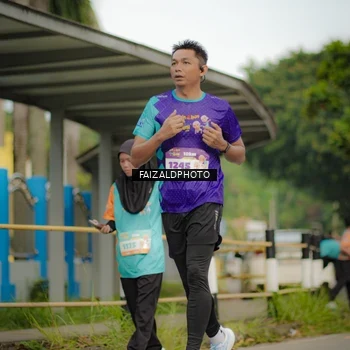Runner Photo 8269150