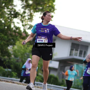 Runner Photo 8269235