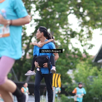 Runner Photo 8269314