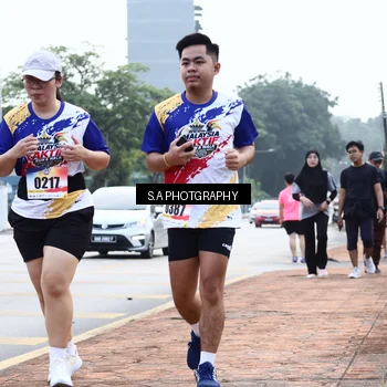 Runner Photo 8269360