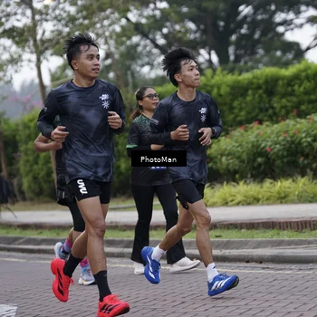 Runner Photo 8269812