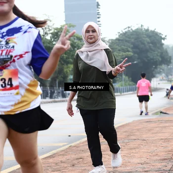 Runner Photo 8269842