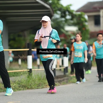Runner Photo 8270019
