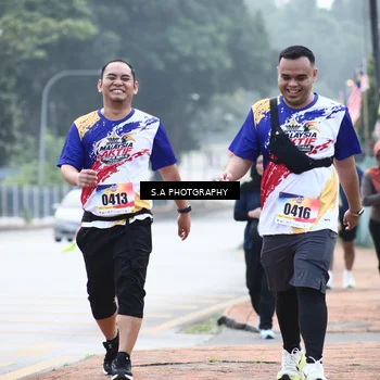 Runner Photo 8270061