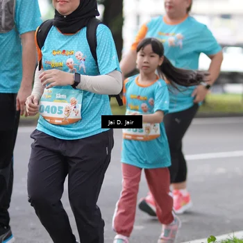 Runner Photo 8270066