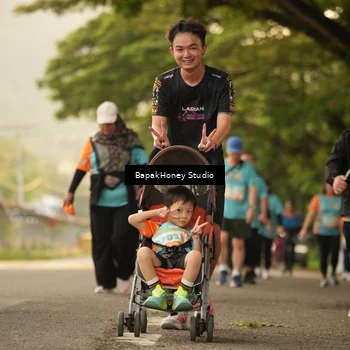Runner Photo 8270075