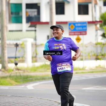Runner Photo 8270117