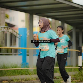 Runner Photo 8270125