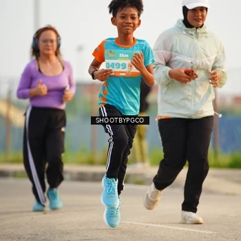 Runner Photo 8270167