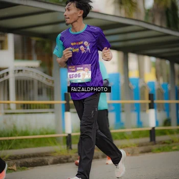 Runner Photo 8270206