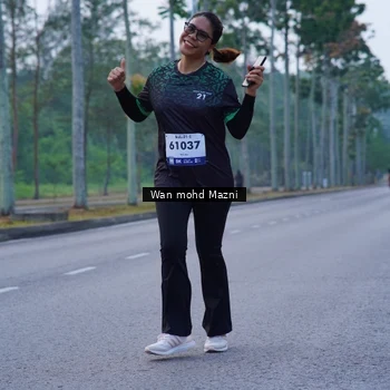 Runner Photo 8270216