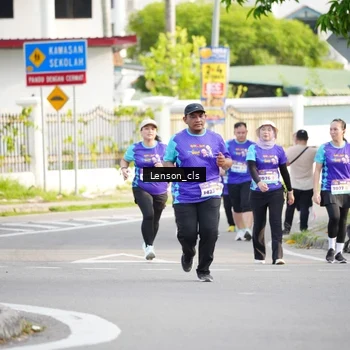Runner Photo 8270229