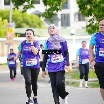 Runner Photo 8270236