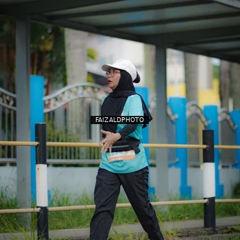Runner Photo 8270275
