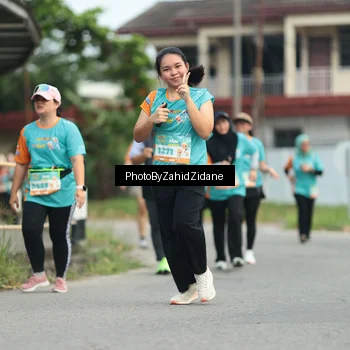 Runner Photo 8270300