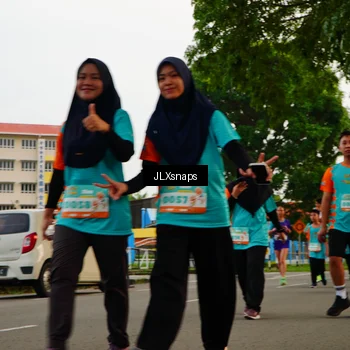Runner Photo 8270302