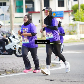Runner Photo 8270311