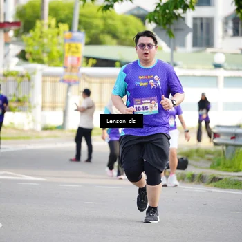 Runner Photo 8270337