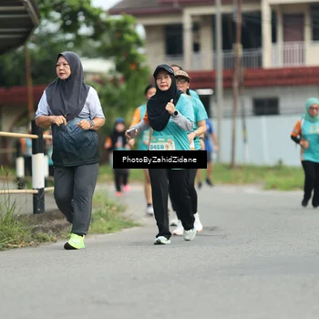 Runner Photo 8270363