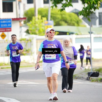Runner Photo 8270385