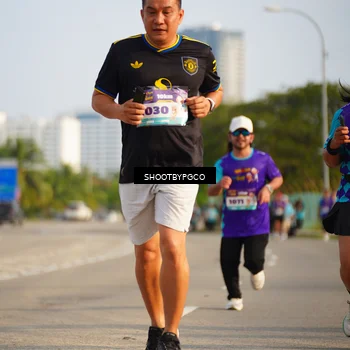 Runner Photo 8270389