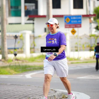 Runner Photo 8270406
