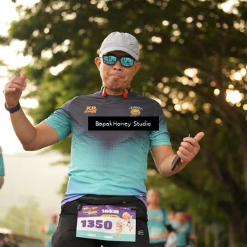 Runner Photo 8270442