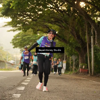Runner Photo 8270526