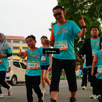 Runner Photo 8270601