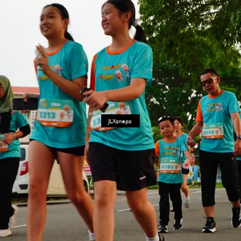 Runner Photo 8270616